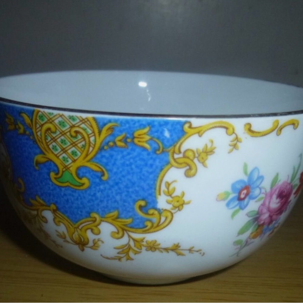 Grosvenor Windsor Floral Art Nouveau China  Sugar Bowl